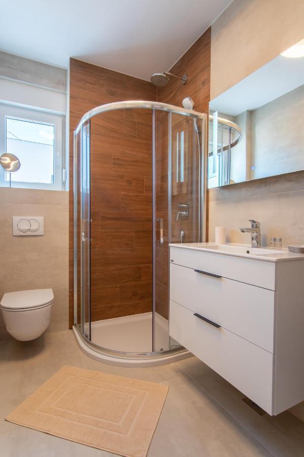Apartments Mandre II מראה חיצוני תמונה