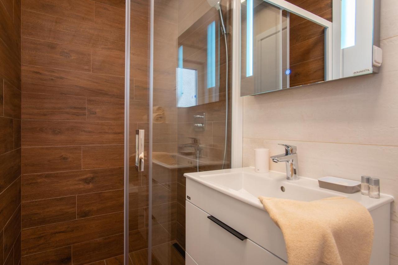 Apartments Mandre II מראה חיצוני תמונה