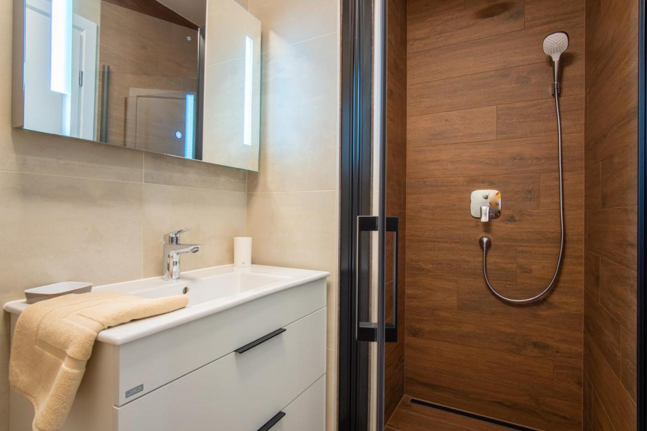 Apartments Mandre II מראה חיצוני תמונה